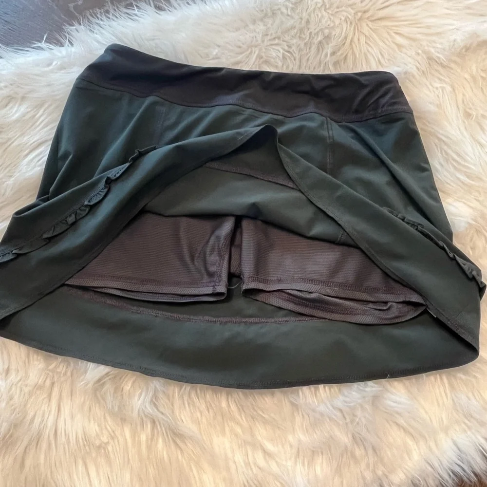 Athleta‎ Ruffle Workout Skort Size S/M - Picture 5 of 8